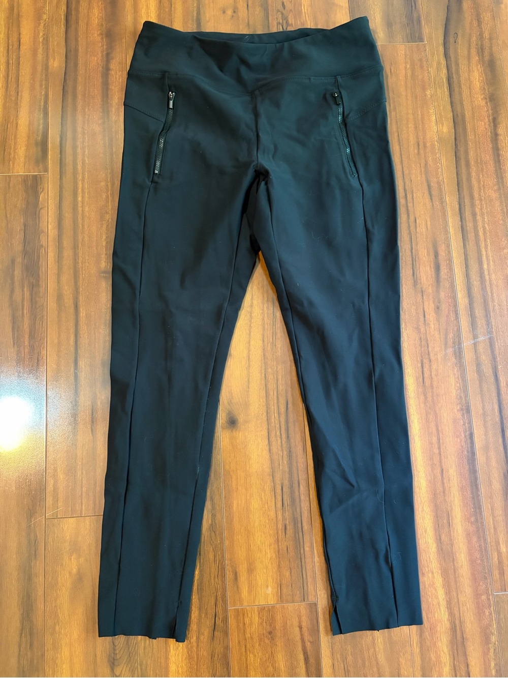 Athleta Tights with Zip Pockets